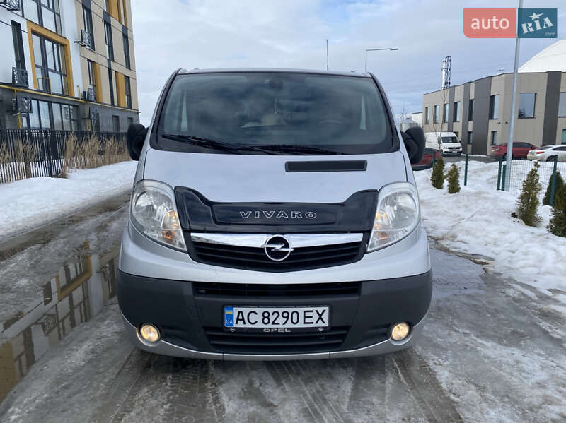 Минивэн Opel Vivaro 2007 в Луцке фото 3 Минивэн Opel Vivaro 2007 в Луцке