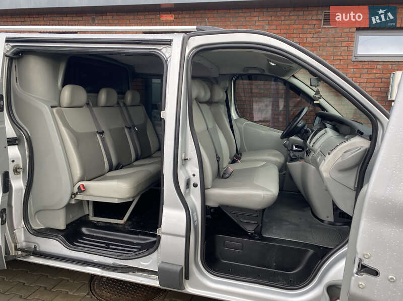 Минивэн Opel Vivaro 2007 в Луцке фото 18 Минивэн Opel Vivaro 2007 в Луцке