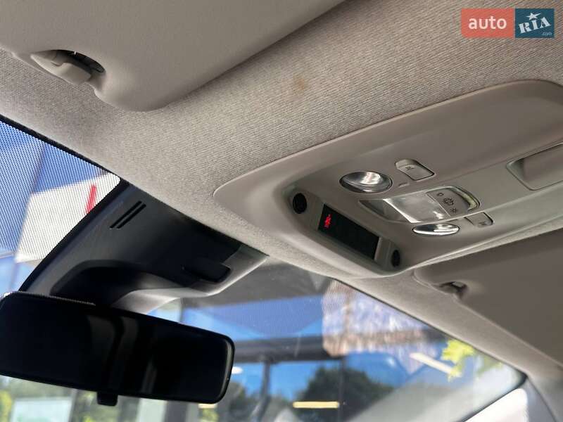 Грузовой фургон Opel Vivaro 2020 в Львове