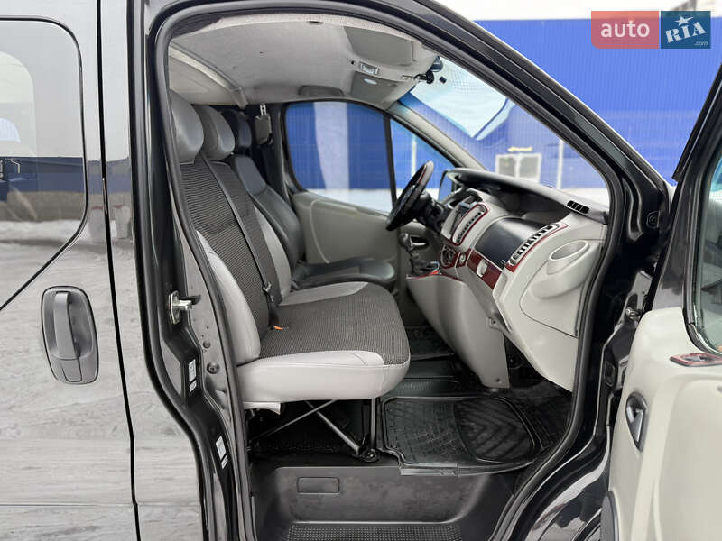 Минивэн Opel Vivaro 2008 в Виннице