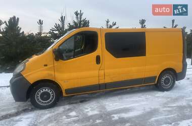 Грузопассажирский фургон Opel Vivaro 2006 в Одессе