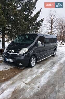 Минивэн Opel Vivaro 2006 в Стрые