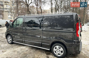 Мінівен Opel Vivaro 2013 в Рівному