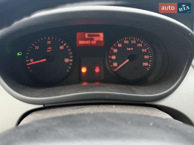 Грузовой фургон Opel Vivaro 2012 в Львове фото 16 Грузовой фургон Opel Vivaro 2012 в Львове