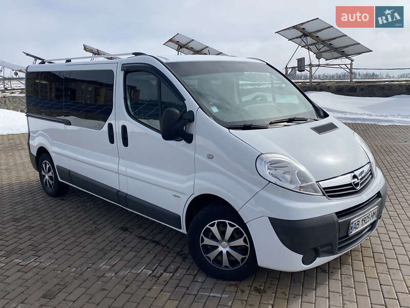 Минивэн Opel Vivaro 2013 в Виннице