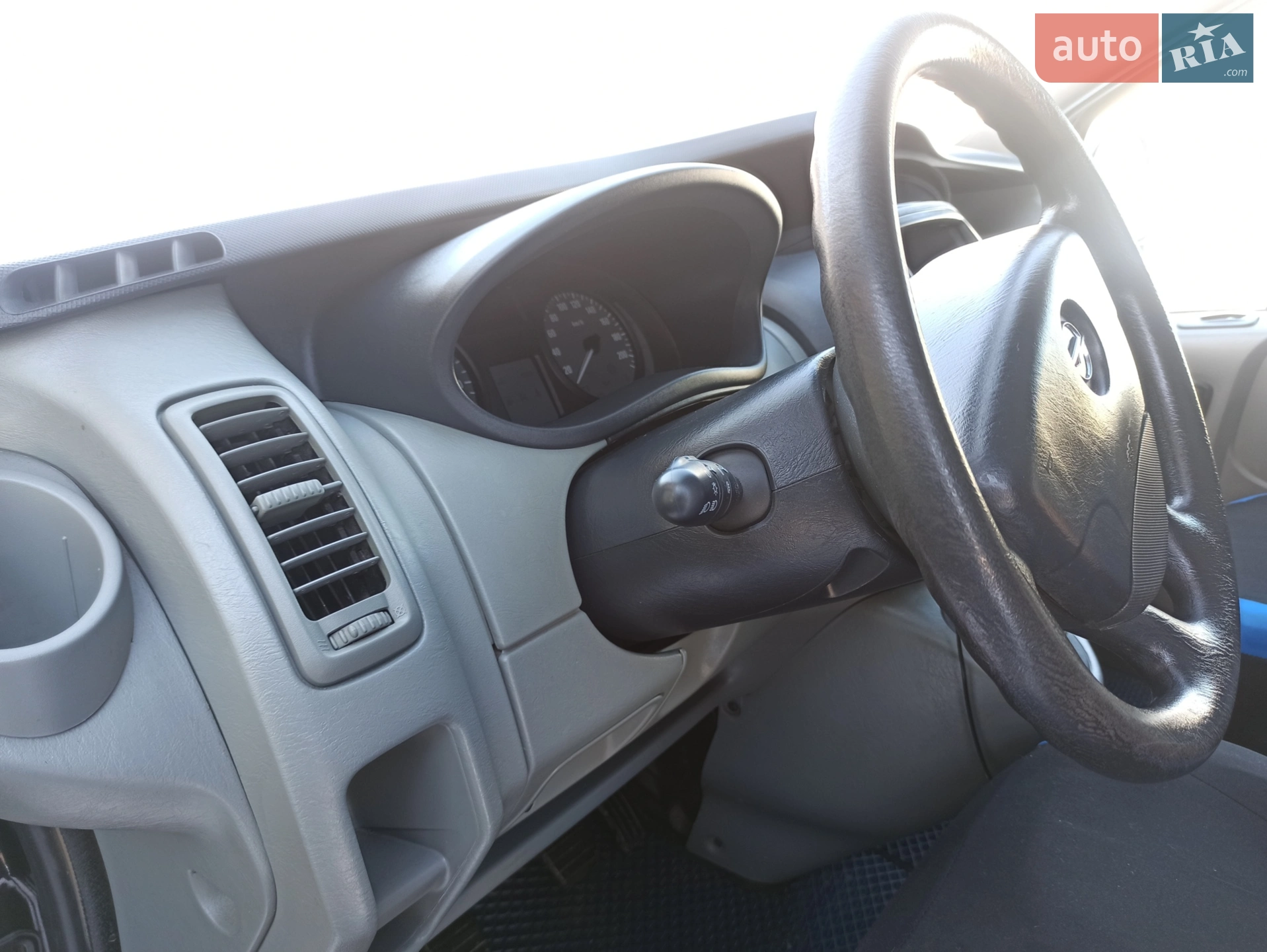 2011 Opel Vivaro - мініатюра 13