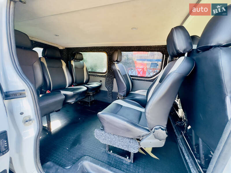 Минивэн Opel Vivaro 2006 в Львове