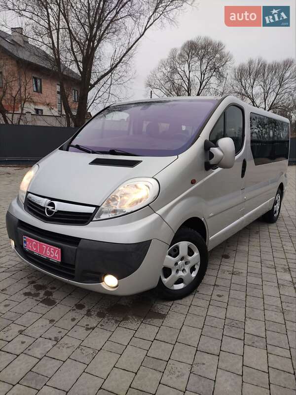 Opel Vivaro 2013
