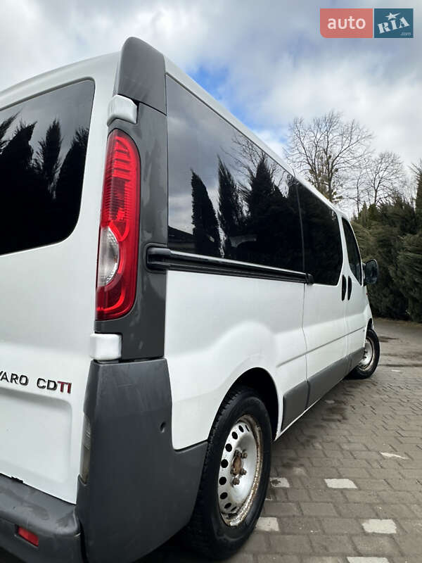 Мінівен Opel Vivaro 2008 в Самборі