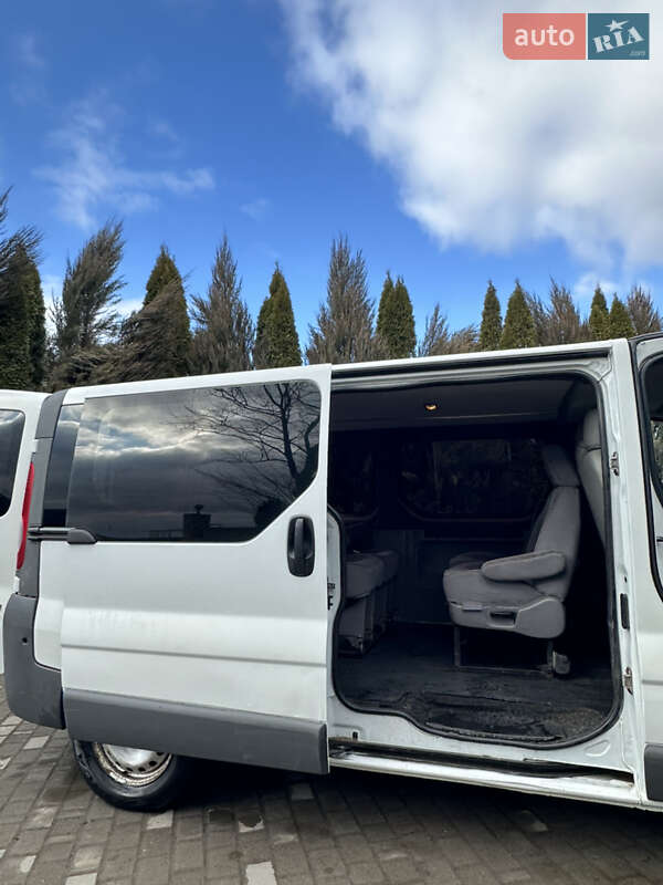 Мінівен Opel Vivaro 2008 в Самборі