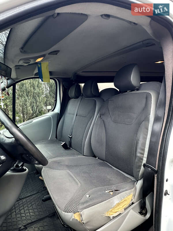 Мінівен Opel Vivaro 2008 в Самборі