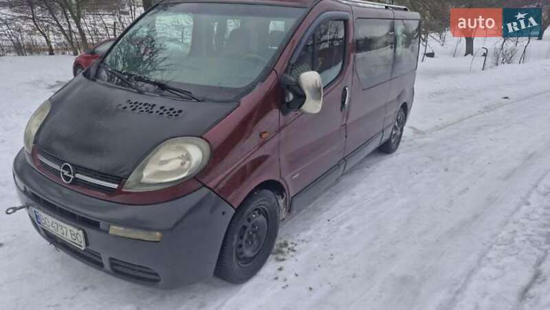 Opel Vivaro 2003