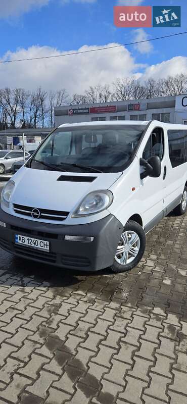 Минивэн Opel Vivaro 2006 в Виннице