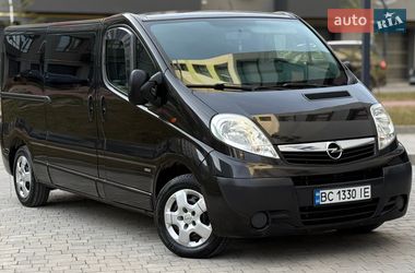 Минивэн Opel Vivaro 2008 в Ивано-Франковске