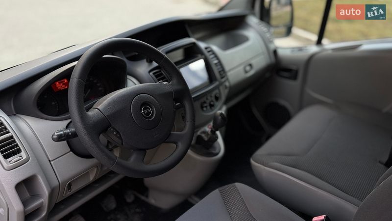 Минивэн Opel Vivaro 2012 в Ивано-Франковске