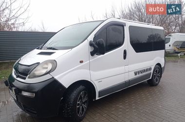 Мінівен Opel Vivaro 2003 в Радивиліві