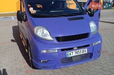 Мінівен Opel Vivaro 2004 в Калуші