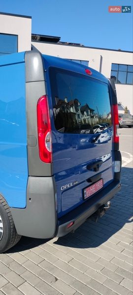 Грузовой фургон Opel Vivaro 2014 в Ровно