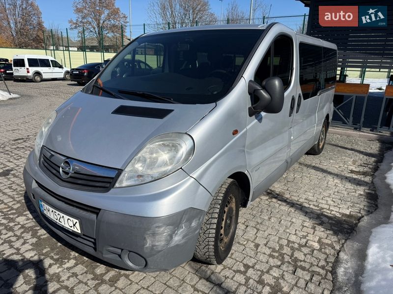 Минивэн Opel Vivaro 2014 в Коростышеве