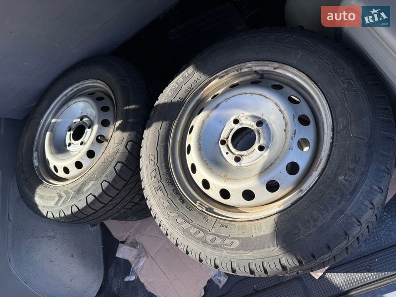 Минивэн Opel Vivaro 2014 в Коростышеве