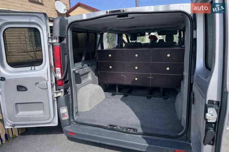 Минивэн Opel Vivaro 2014 в Коростышеве