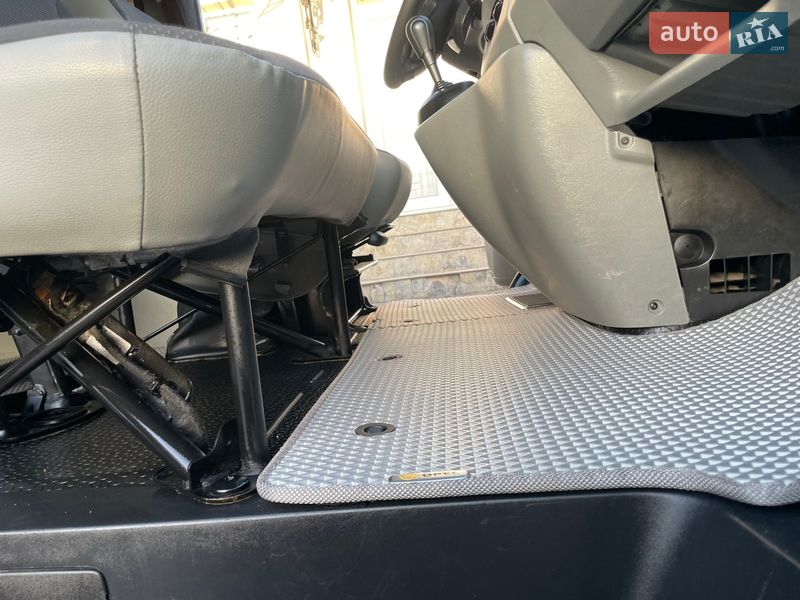 Минивэн Opel Vivaro 2010 в Хотине