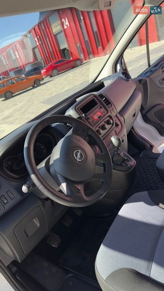 Грузовой фургон Opel Vivaro 2019 в Львове