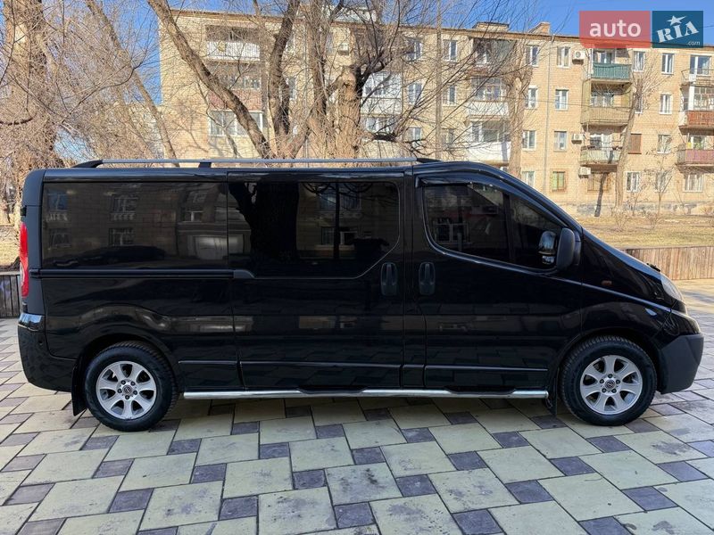 Минивэн Opel Vivaro 2008 в Кривом Роге