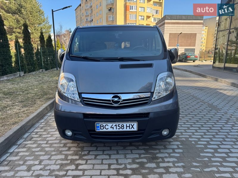 Opel Vivaro 2014