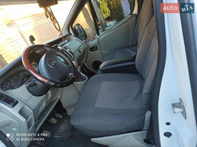 Минивэн Opel Vivaro 2001 в Киеве