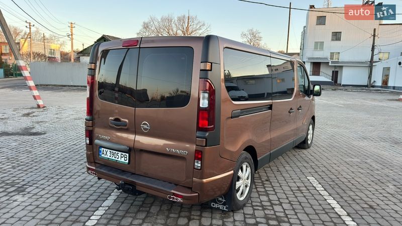 Минивэн Opel Vivaro 2015 в Кременчуге