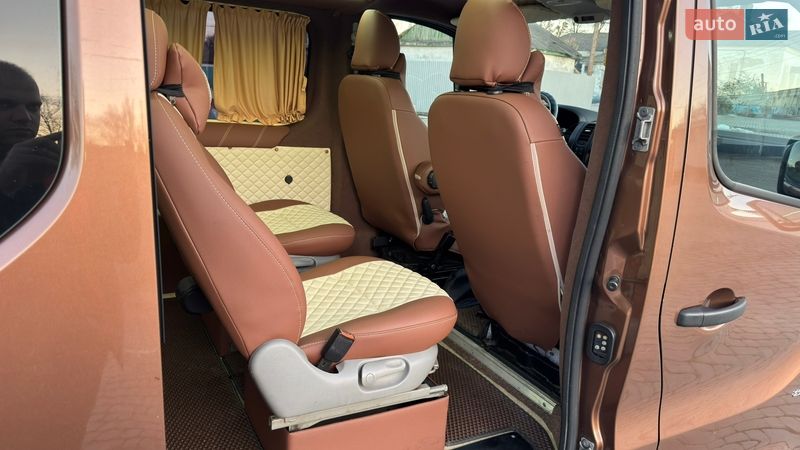 Минивэн Opel Vivaro 2015 в Кременчуге