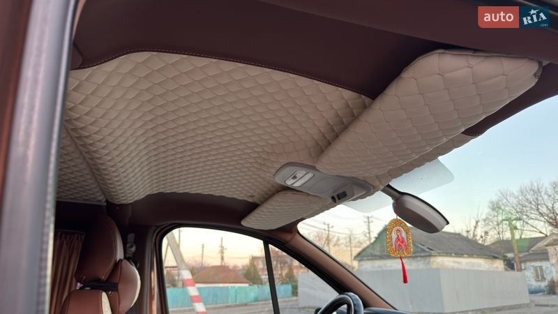 Минивэн Opel Vivaro 2015 в Кременчуге