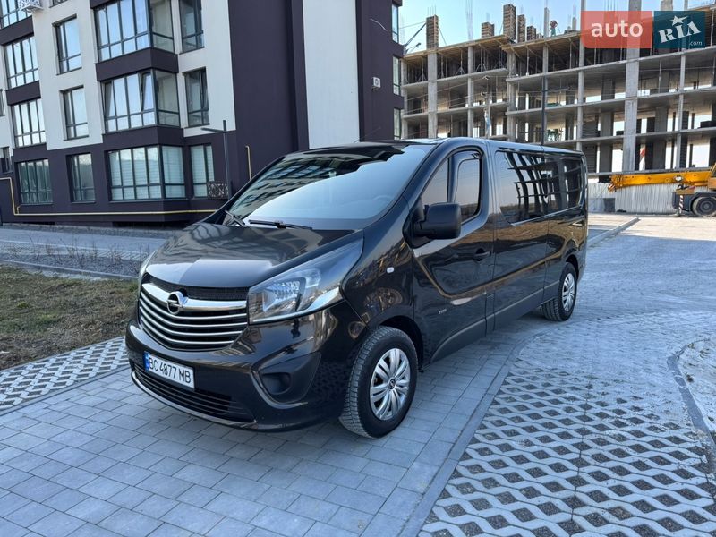 Минивэн Opel Vivaro 2016 в Львове