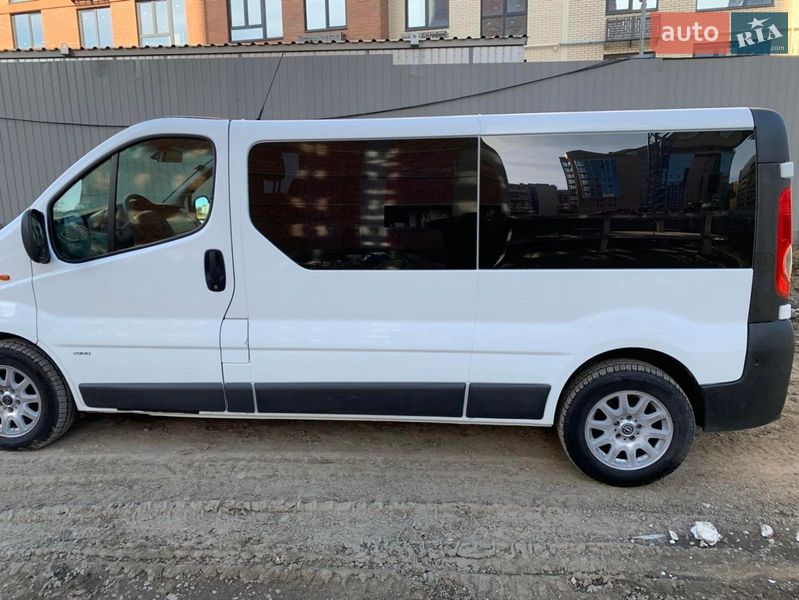 Минивэн Opel Vivaro 2014 в Черновцах