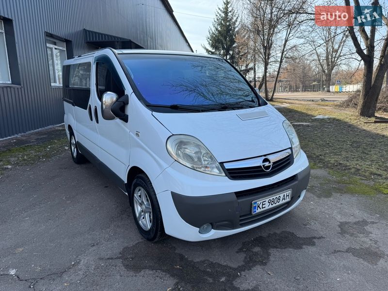 Мінівен Opel Vivaro 2008 в Чернігові