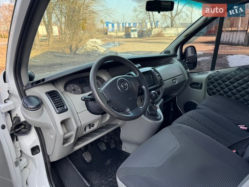 Мінівен Opel Vivaro 2008 в Чернігові
