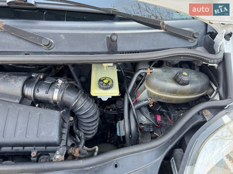 Мінівен Opel Vivaro 2008 в Чернігові