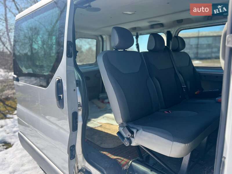 Минивэн Opel Vivaro 2014 в Чернигове