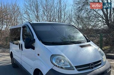 Мінівен Opel Vivaro 2003 в Лубнах