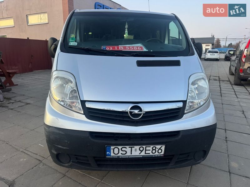 Минивэн Opel Vivaro 2011 в Луцке
