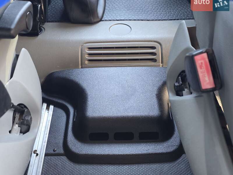 Минивэн Opel Vivaro 2011 в Тернополе