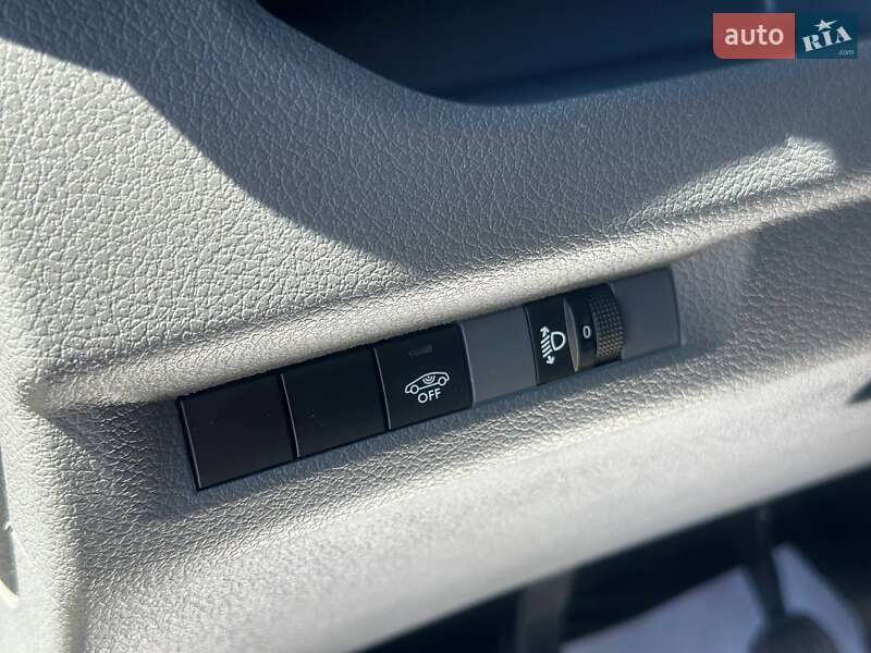 Вантажний фургон Opel Vivaro 2020 в Львові