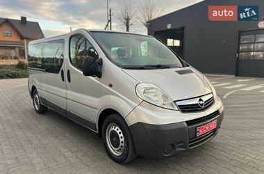 Мінівен Opel Vivaro 2014 в Луцьку