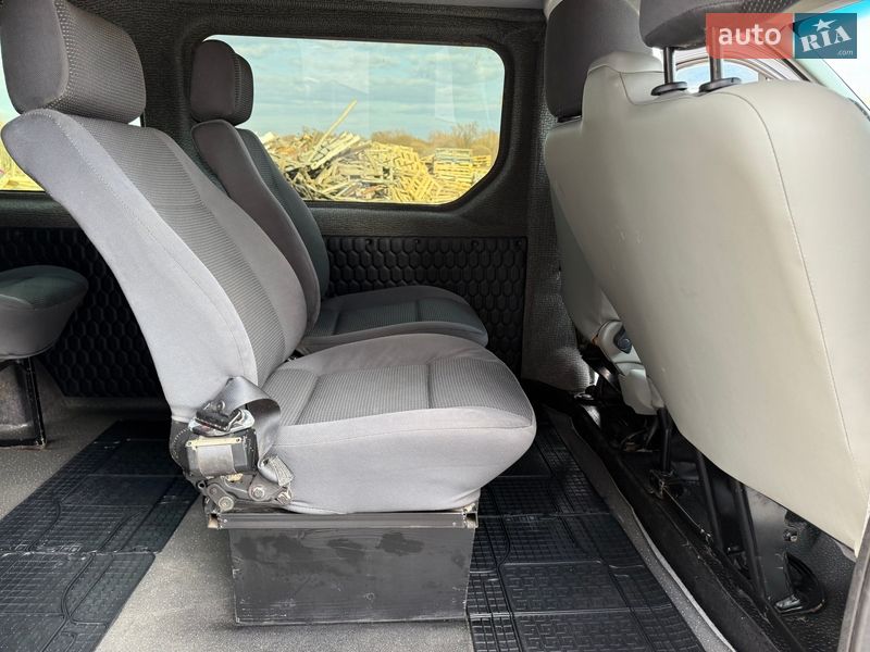 Минивэн Opel Vivaro 2004 в Хмельницком фото 30 Минивэн Opel Vivaro 2004 в Хмельницком