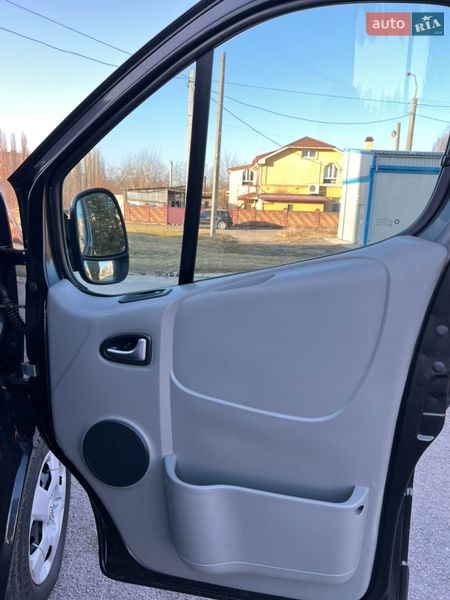 Мінівен Opel Vivaro 2013 в Рівному