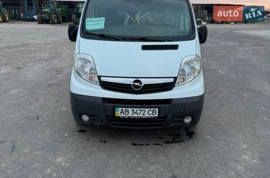 Грузовой фургон Opel Vivaro 2012 в Литине