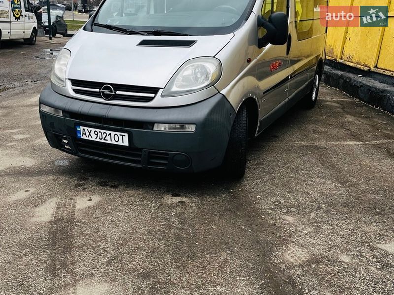 Мінівен Opel Vivaro 2005 в Харкові