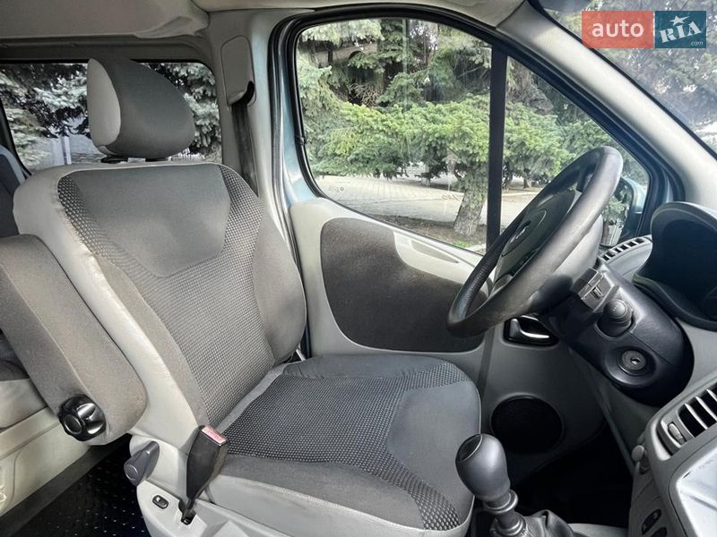 Минивэн Opel Vivaro 2010 в Вознесенске фото 12 Минивэн Opel Vivaro 2010 в Вознесенске