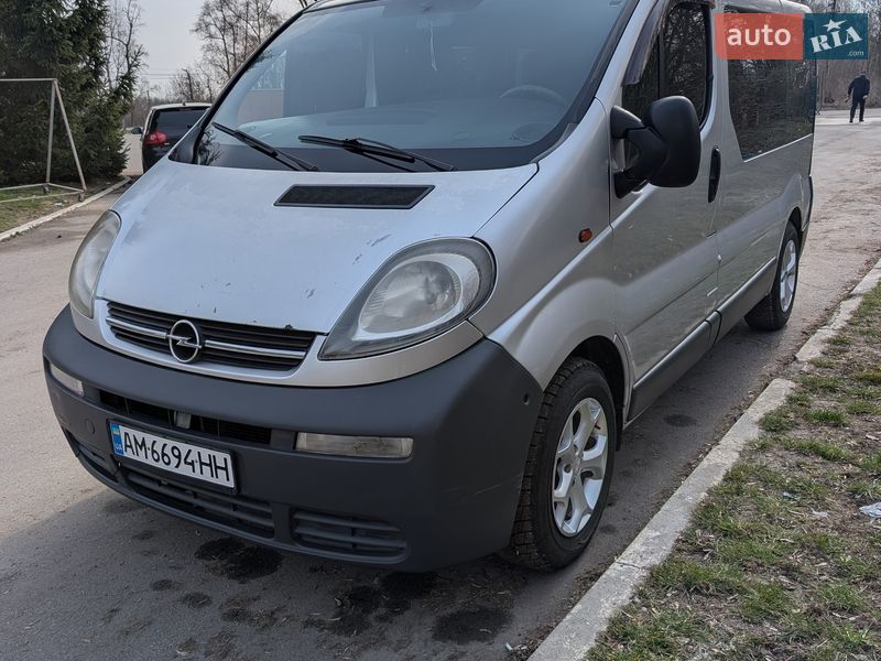 Минивэн Opel Vivaro 2006 в Бердичеве